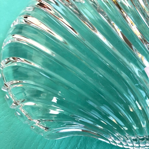 Mikasa 7" Scallop Shell Dish - Picture 6 of 6
